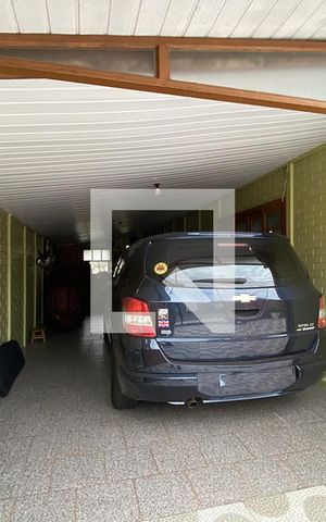 Casa à venda com 70m², 3 quartos e 2 vagasGaragem
