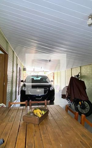 Casa à venda com 70m², 3 quartos e 2 vagasÁrea Externa