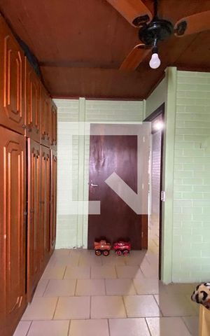Casa à venda com 70m², 3 quartos e 2 vagasQuarto 3