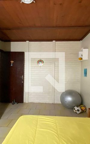 Casa à venda com 70m², 3 quartos e 2 vagasQuarto 2