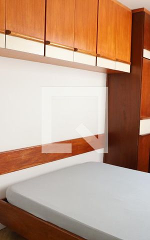 Apartamento para alugar com 73m², 2 quartos e 1 vagaQuarto