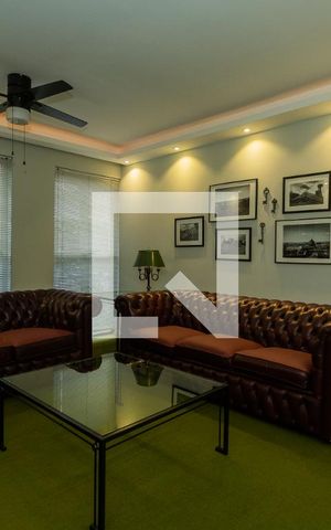 Apartamento para alugar com 100m², 2 quartos e 1 vagaSala