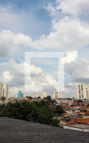 Casa à venda com 150m², 2 quartos e 2 vagas Casa à venda com 150m², 2 quartos e 2 vagasVista da Rua
