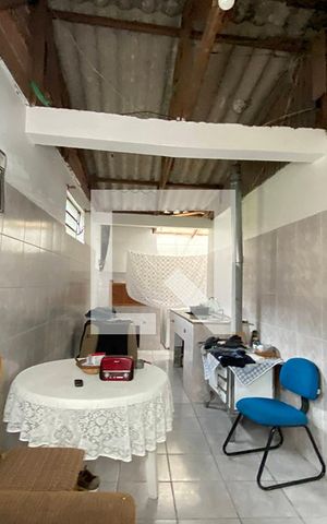 Casa à venda com 150m², 3 quartos e 2 vagasÁrea Externa