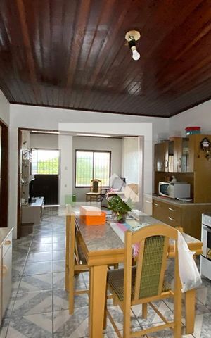 Casa à venda com 150m², 3 quartos e 2 vagasCozinha
