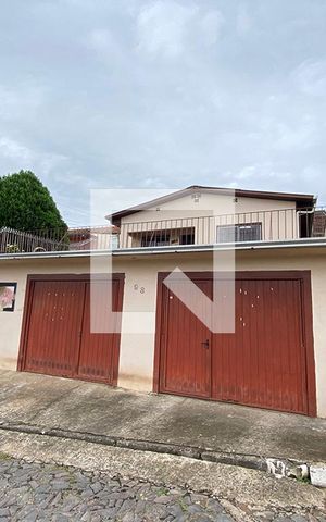 Casa à venda com 150m², 3 quartos e 2 vagasFachada