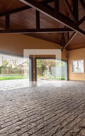 Casa à venda com 703m², 4 quartos e 5 vagasGaragem