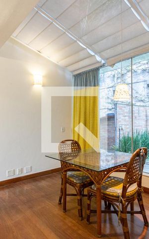 Casa à venda com 703m², 4 quartos e 5 vagasSala de Estar