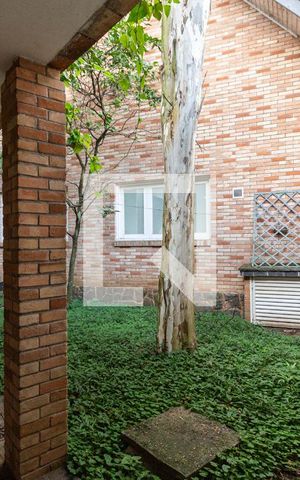 Casa à venda com 703m², 4 quartos e 5 vagasCanil