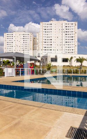 Apartamento para alugar com 43m², 2 quartos e 1 vaga Apartamento para alugar com 43m², 2 quartos e 1 vagaÁrea comum - Piscina