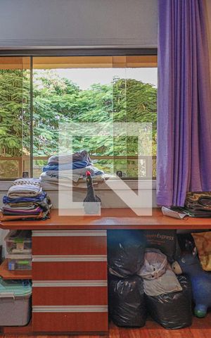Casa à venda com 1080m², 5 quartos e 6 vagasQuarto 2