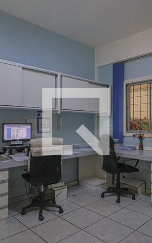 Casa à venda com 1080m², 5 quartos e 6 vagasSala 6