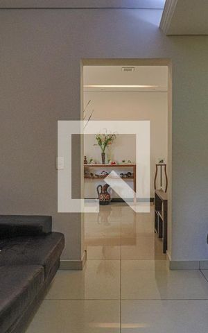 Casa à venda com 1080m², 5 quartos e 6 vagasSala 2