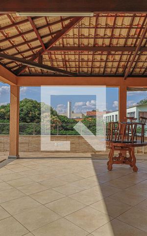 Casa à venda com 1080m², 5 quartos e 6 vagasCobertura