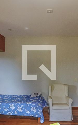 Casa à venda com 1080m², 5 quartos e 6 vagasQuarto 1