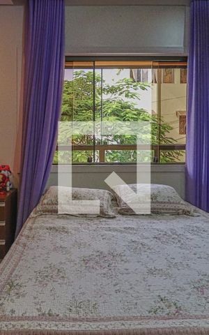Casa à venda com 1080m², 5 quartos e 6 vagasQuarto 3