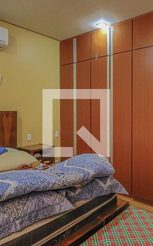 Casa à venda com 1080m², 5 quartos e 6 vagasQuarto Suíte