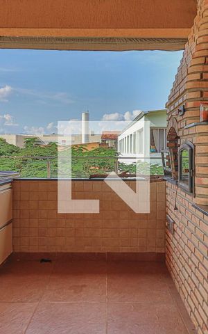 Casa à venda com 1080m², 5 quartos e 6 vagasChurrasqueira