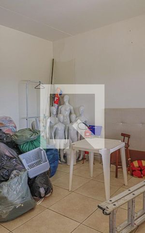 Casa à venda com 1080m², 5 quartos e 6 vagasQuarto Suíte Cobertura