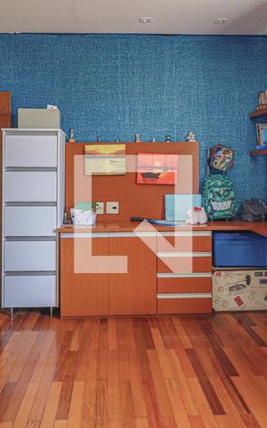 Casa à venda com 1080m², 5 quartos e 6 vagasQuarto 1
