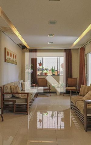 Casa à venda com 1080m², 5 quartos e 6 vagasSala 1