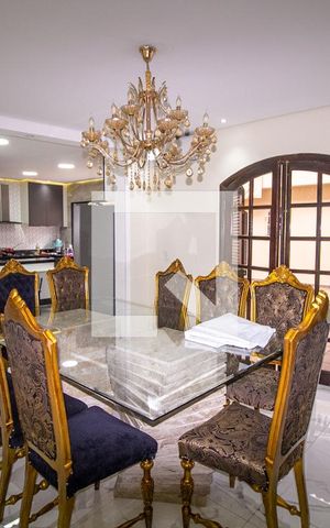 Casa à venda com 360m², 5 quartos e 6 vagasSala de Jantar