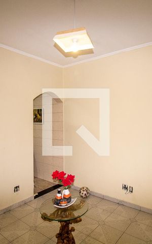 Casa à venda com 360m², 5 quartos e 6 vagasCasa 2 - Sala
