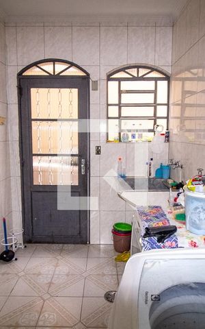 Casa à venda com 360m², 5 quartos e 6 vagasÁrea de Serviço
