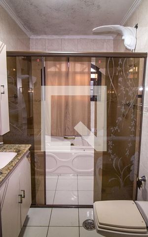 Casa à venda com 360m², 5 quartos e 6 vagasBanheiro 2