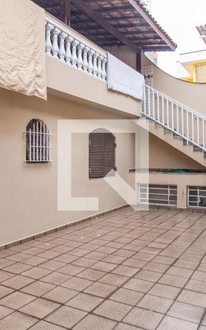 Casa à venda com 360m², 5 quartos e 6 vagasQuintal