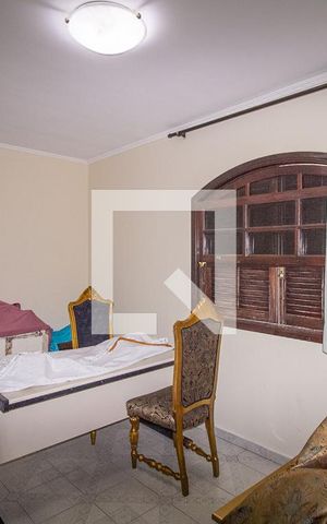 Casa à venda com 360m², 5 quartos e 6 vagasCasa 2 - Quarto 1