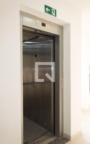 Apartamento para alugar com 36m², 1 quarto e sem vagaElevador
