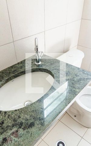 Casa de condomínio à venda com 75m², 2 quartos e 2 vagas Casa de condomínio à venda com 75m², 2 quartos e 2 vagasBanheiro da Suíte 1