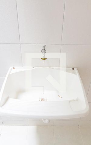 Casa de condomínio à venda com 75m², 2 quartos e 2 vagas Casa de condomínio à venda com 75m², 2 quartos e 2 vagasLavanderia