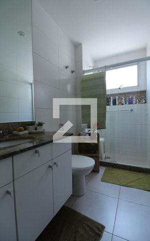 Apartamento à venda com 200m², 3 quartos e 2 vagasBanheiro - Suíte 2