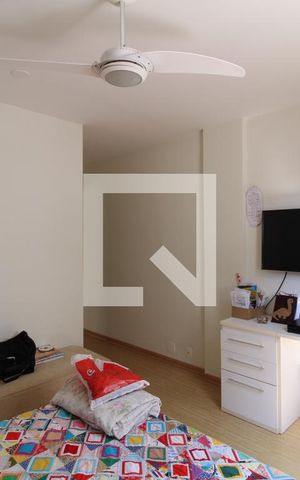 Apartamento à venda com 200m², 3 quartos e 2 vagasSuíte 1