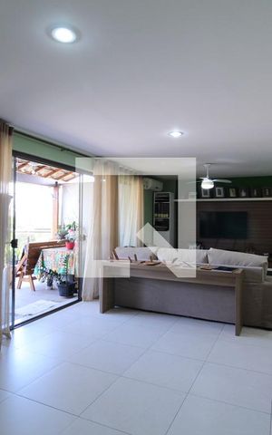 Apartamento à venda com 200m², 3 quartos e 2 vagasSala