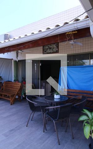 Apartamento à venda com 200m², 3 quartos e 2 vagasVaranda