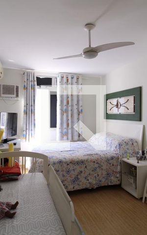 Apartamento à venda com 200m², 3 quartos e 2 vagasSuíte 2