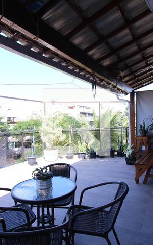 Apartamento à venda com 200m², 3 quartos e 2 vagasVaranda