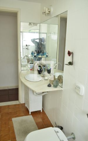 Apartamento à venda com 90m², 2 quartos e 1 vagaBanheiro Social