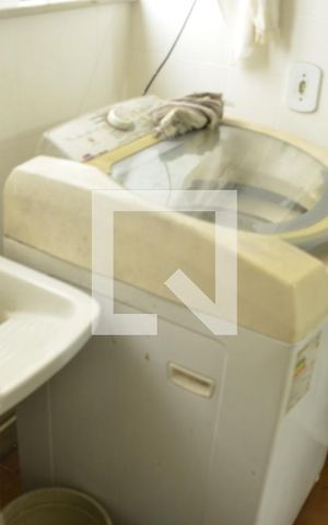Apartamento à venda com 90m², 2 quartos e 1 vagaÁrea de Serviço