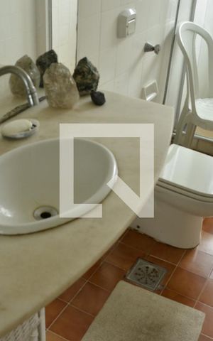 Apartamento à venda com 90m², 2 quartos e 1 vagaBanheiro Social