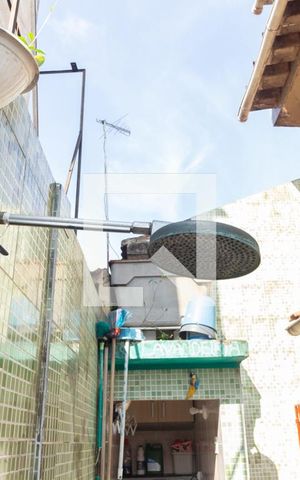 Apartamento à venda com 120m², 2 quartos e sem vaga Apartamento à venda com 120m², 2 quartos e sem vagaDetalhe do quintal