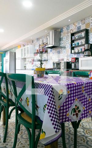 Casa à venda com 150m², 1 quarto e sem vaga Casa à venda com 150m², 1 quarto e sem vagacozinha