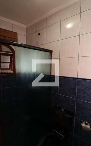Casa à venda com 550m², 4 quartos e 2 vagasBanheiro