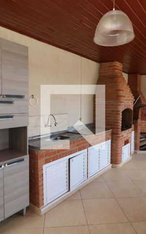 Casa à venda com 550m², 4 quartos e 2 vagasChurrasqueira