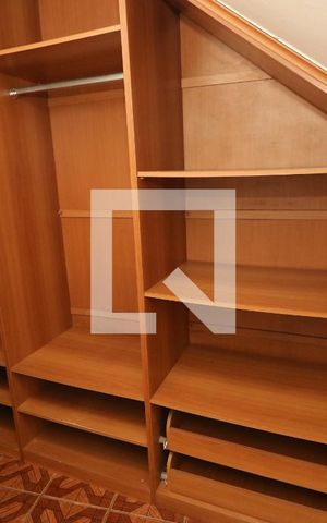 Casa à venda com 550m², 4 quartos e 2 vagasCloset
