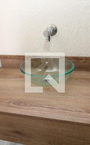 Casa à venda com 550m², 4 quartos e 2 vagasBanheiro