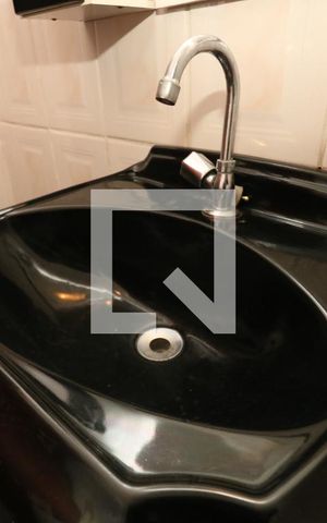 Casa à venda com 550m², 4 quartos e 2 vagasBanheiro suite